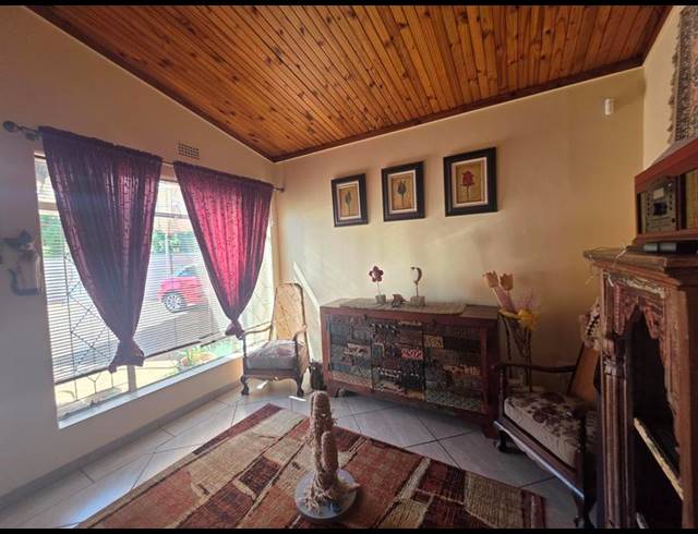 4 BEDROOM HOUSE FOR SALE IN PARKRAND